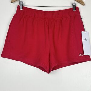 Alo Yoga Accolade Short NWT Bold Red Size XS Limited Edition